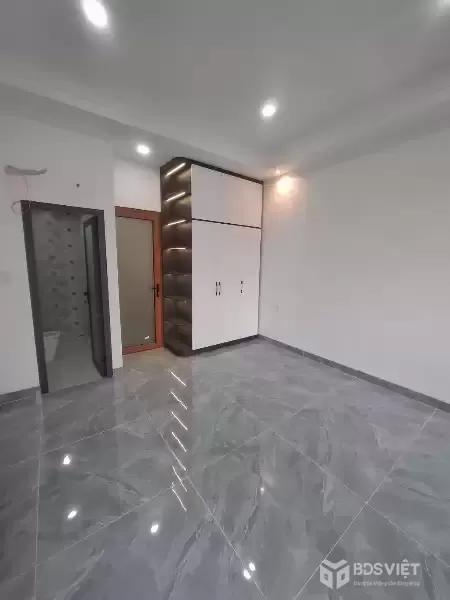 NHÀ MỚI ĐẸP LÓNG LÁNH - LÊ VĂN QUỚI -  BÌNH TRỊ ĐÔNG A - HẺM XE HƠI - ĐÚC THẬT KIÊN CỐ - 5 TẦNG - 52M2  - CHỈ NHỈNH 6 TỶ