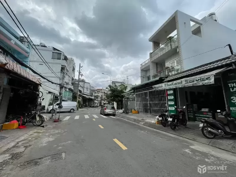 Bán nhà Ngang 4.6m mặt phố 110m² - Đường 12m Lê Lư, Q. Tân Phú