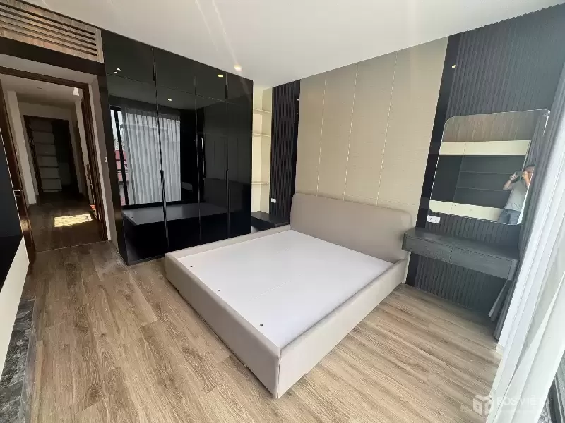BỒ ĐỀ THANG MÁY - Ô TÔ - NHÀ MỚI FULL NỘI THẤT 64M x 5 TẦNG
