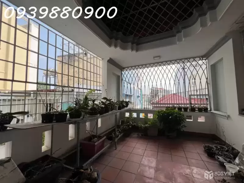 Cách 1 căn ra MT Phan Đang Lưu, 106m2 - 16Tỷ TL
