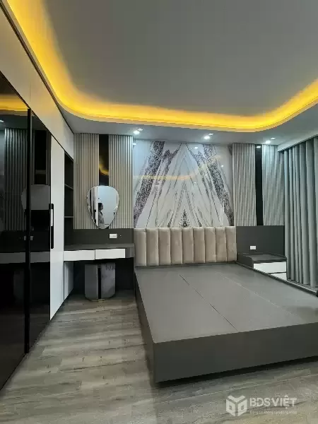 Hoa hậu đón cầu Trần Hưng Đạo 6 tầng x 55m2 oto 7 chỗ , 2 thoáng vĩnh viễn thang máy.