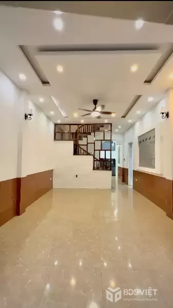 NGỌC THỤY LÔ GÓC 50M X 4 TẦNG Ô TÔ ĐỖ CỬA - 8 TỶ HƠN