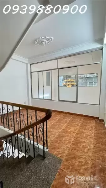 30m ra MT Huỳnh Văn Bánh - 3 tầng BTCT - 54m2 - 7,45Tỷ TL.