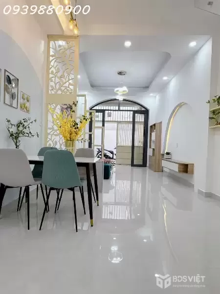 Duy Tân, Phú Nhuận - 38m2 - 5,35Tỷ.
-