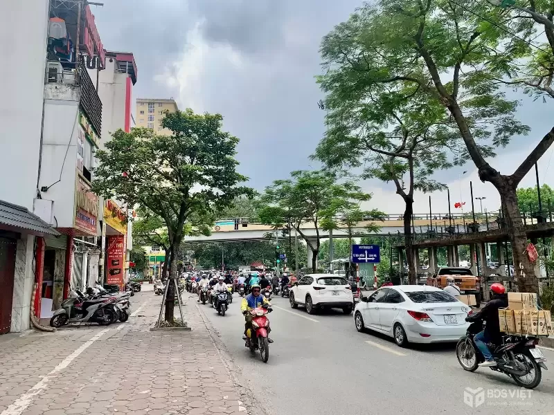 LÔ GÓC 3 MẶT THOÁNG – NGUYỄN NGỌC VŨ– MẶT TIỀN KHỦNG 13.2M – DOANH THU 1.4 TỶ