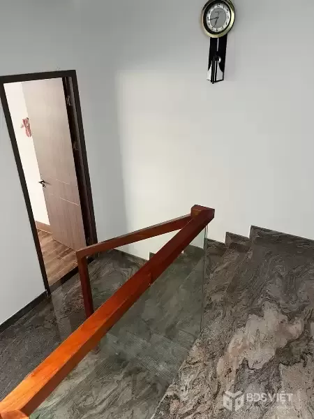 CHO THUÊ NHÀ NGUYÊN CĂN PHÙ ĐỔNG THIÊN VƯƠNG P8 ĐÀ LẠT - 5PN, HẦM ĐẬU XE, FULL NỘI THẤT