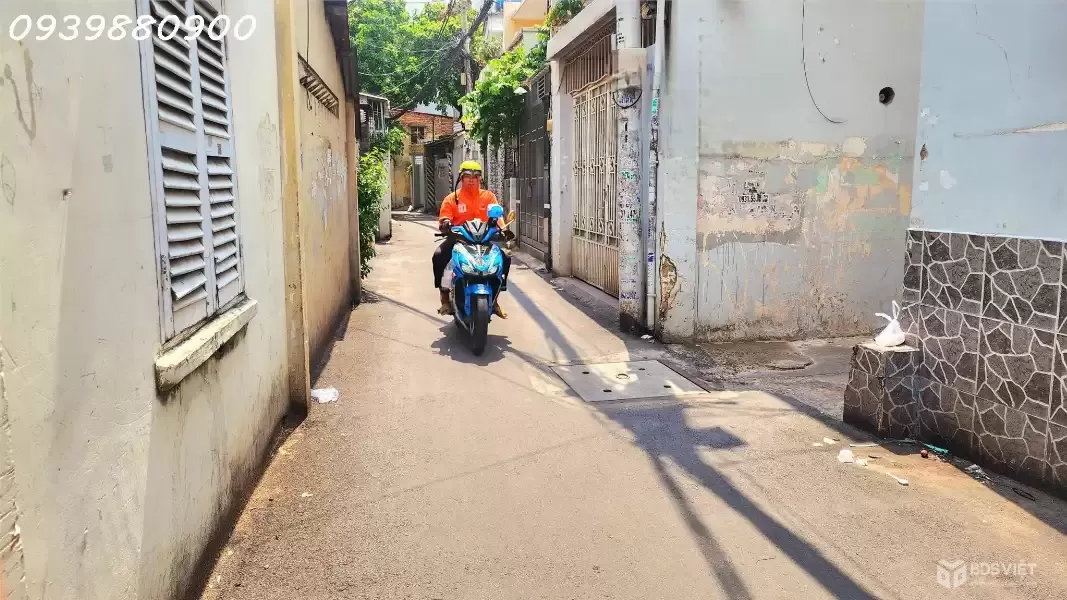 10m ra MT khu VIP Phan Xích Long - 38m2 - Chỉ 5Tỷ TL.