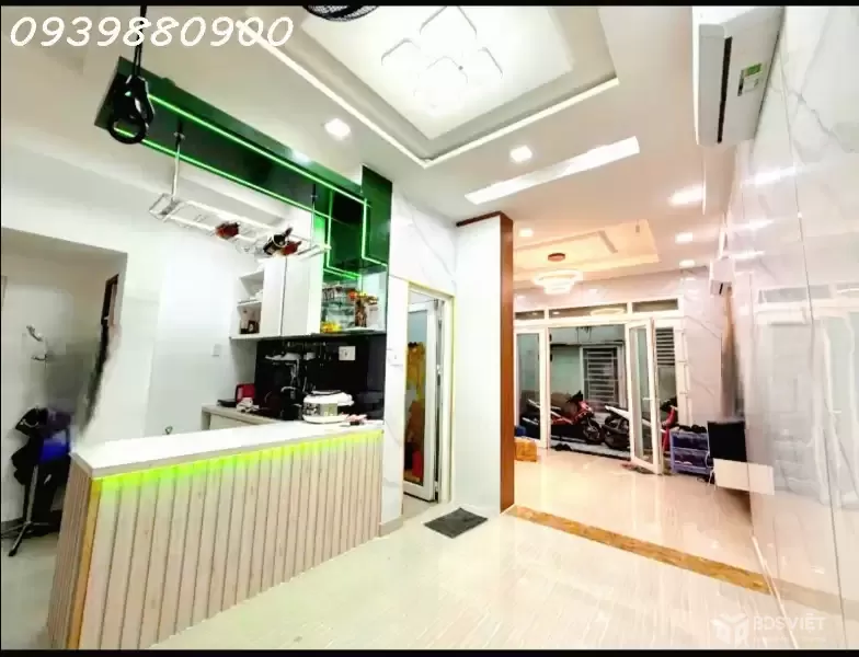10m ra MT khu VIP Phan Xích Long - 38m2 - Chỉ 5Tỷ TL.