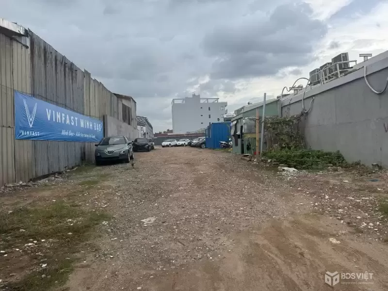 Bán đất mặt tiền QL13 – 4845m² đối diện Vạn Phúc City – Thủ Đức – Giá 260 tỷ (còn thương lượng)