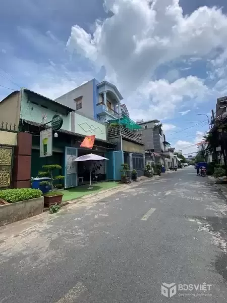CHỦ GỬI BÁN GẤP 68M2- NGANG 5.8M- HẺM 1 SEC LÃ XUÂN OAI
