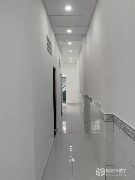 CHỦ GỬI BÁN GẤP 68M2- NGANG 5.8M- HẺM 1 SEC LÃ XUÂN OAI
