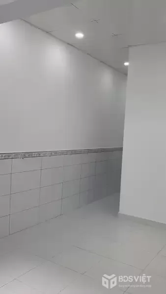 CHỦ GỬI BÁN GẤP 68M2- NGANG 5.8M- HẺM 1 SEC LÃ XUÂN OAI