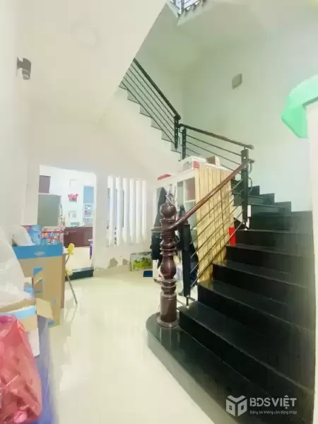 Bán nhà hẻm xe tải 8m 85m² - Đường Nguyễn Súy, Quận Tân Phú