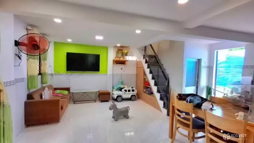 Bán nhà shc #TL31 chiều ngang 6m, 2 mặt hẻm thoáng mát chỉ 1ty4