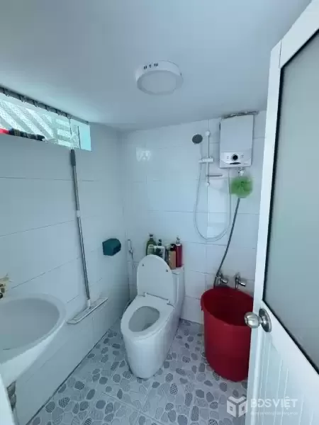 Bán nhà cấp 4 130m² hẻm xe hơi Quốc Lộ 13, đối diện Vạn Phúc City, Thủ Đức, giá 7.6 tỷ