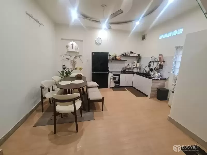 Bán nhà 3 tầng căn góc 2 mặt tiền, Trường Thọ Thủ Đức – 55m², giá 9.1 tỷ