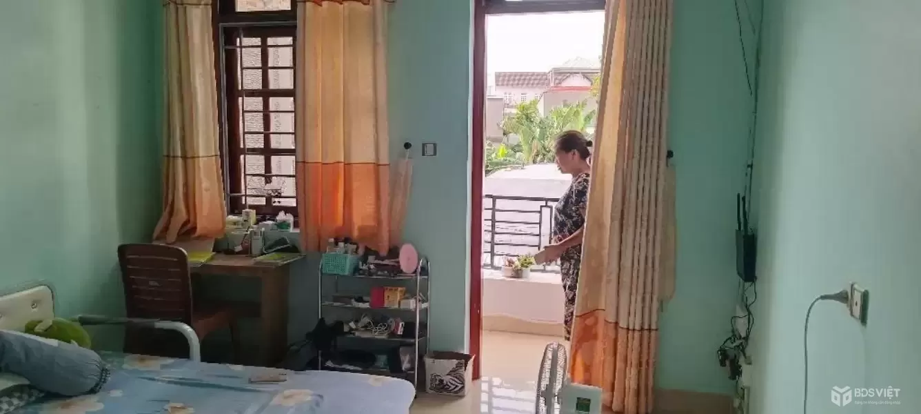 BÁN NHÀ VỪA Ở VỪA CHO THUÊ  5 tỷ xx, 68m2, 5PN, 6WC tại Lã Xuân Oai, Tăng Nhơn Phú A, Thủ Đức