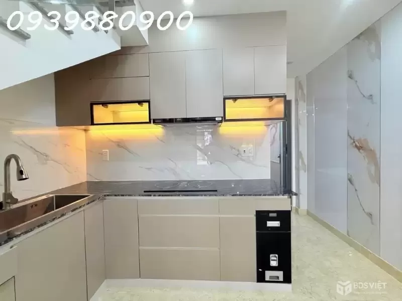 HXT trải nhựa khu Hàng Xanh - 50m2 - 8,7Tỷ TL