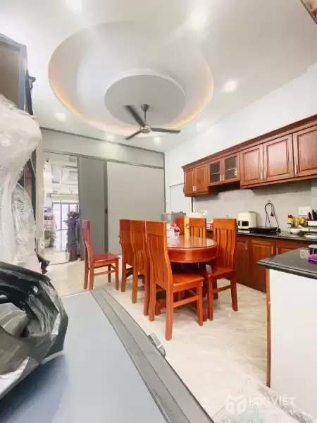 Bán nhà DT 91m2 Mặt Tiền Kinh Doanh - Đường Vườn Lài - Tân Phú
