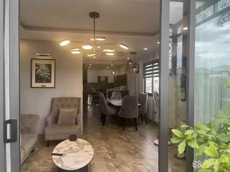 GIẢNG VÕ  – 9 TẦNG THANG MÁY + CĂN HỘ CHO THUÊ – DOANH THU 1.3 TỶ/NĂM – GẦN DỰ ÁN VIN TRIỂN LÃM