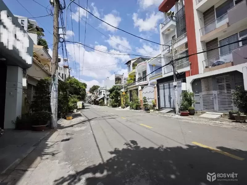 Bán nhà mặt phố 94m² - MTKD Nguyễn Văn Tố, Q. Tân Phú - 4PN - 13,6 tỷ