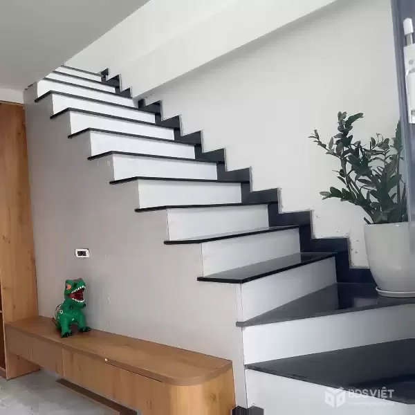 BÁN NHÀ CAO THẮNG P7 ĐÀ LẠT - 4PN, ĐƯỜNG Ô TÔ, NHÀ XÂY KIÊN CỐ - 2.85 TỶ