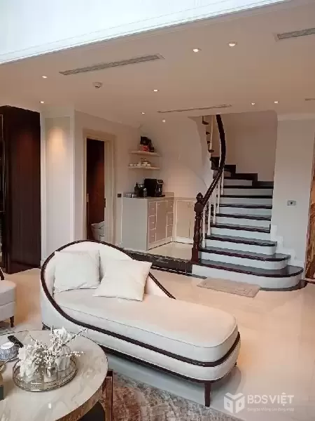 PENTHOUSE DUPLEX 315M² – FULL NỘI THẤT 5 TỶ – TRUNG TÂM CẦU GIẤY