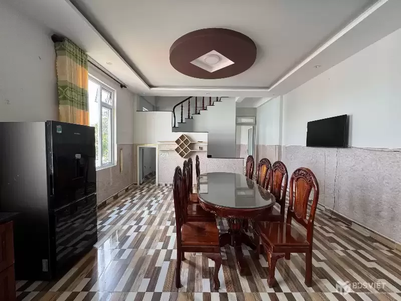 BÁN NHÀ NGUYỄN TRƯNG TRỰC P4 ĐÀ LẠT - 5PN, 4 TẦNG, VIEW ĐẸP, ĐƯỜNG Ô TÔ - 6.2 TỶ
