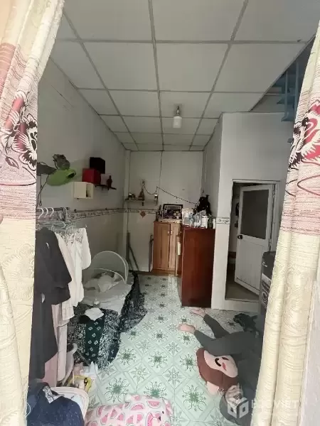 Bán nhà mặt tiền đường, giáp Bình Long, Tân Phú – 3 tầng, chỉ hơn 1 tỷ.