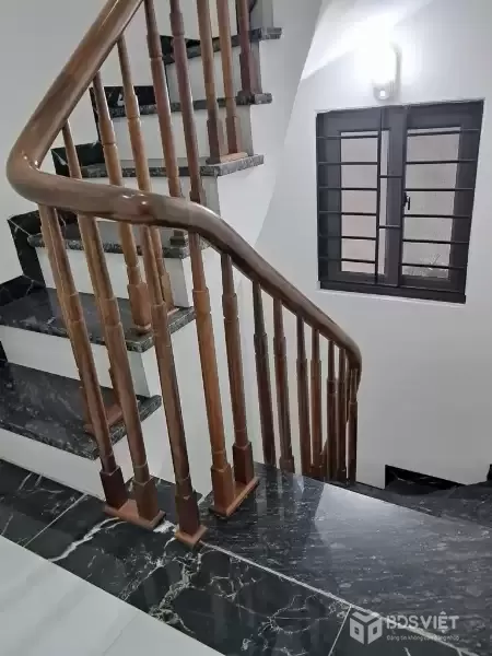 PHÂN LÔ TRẦN QUỐC HOÀN CẦU GIẤY - THANG MÁY - KINH DOANH – CHỈ 25 TỶ
