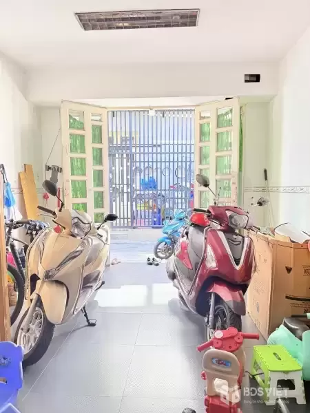 Bán  nhà CN 53m2 - Hẻm xe hơi Đường Nguyễn Ngọc Nhựt - Tân Phú