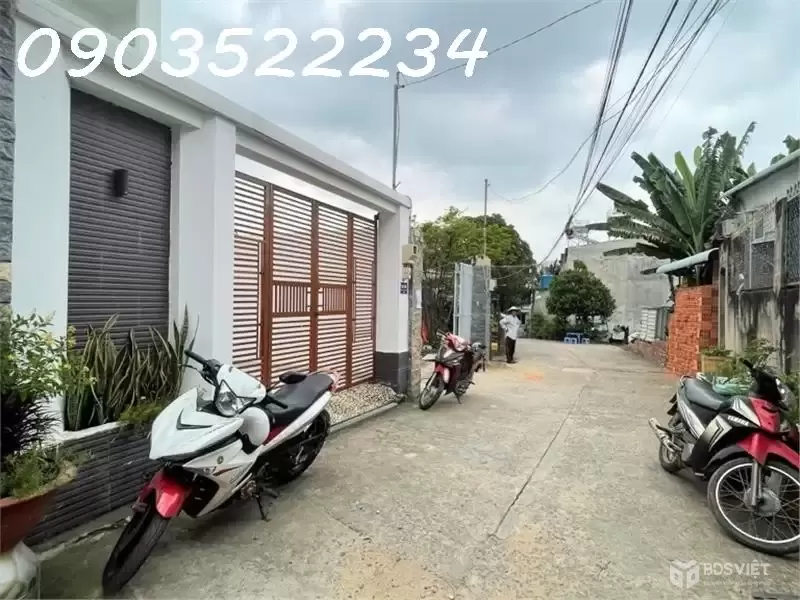 Bán đất tặng nhà cấp 4 – ngang 5m – đường xe hơi, sát Vinhomes, khu CNC – giá chỉ nhỉnh 4 tỷ