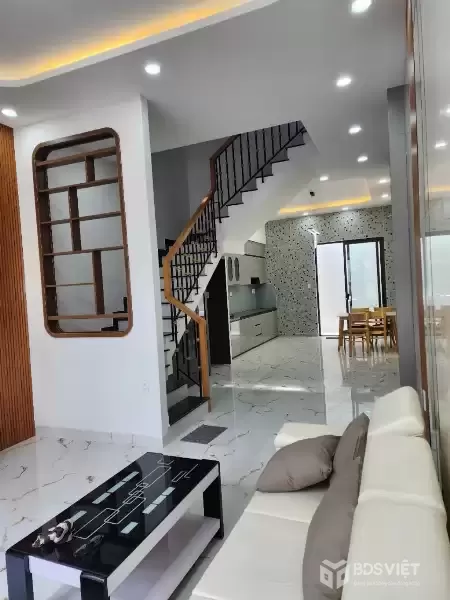 Nhà mới tinh 4 tầng - hẻm xe hơi gần Tên Lửa - Full nội thất - 4 x 15 - 60m2 chỉ hơn 6 tỷ.