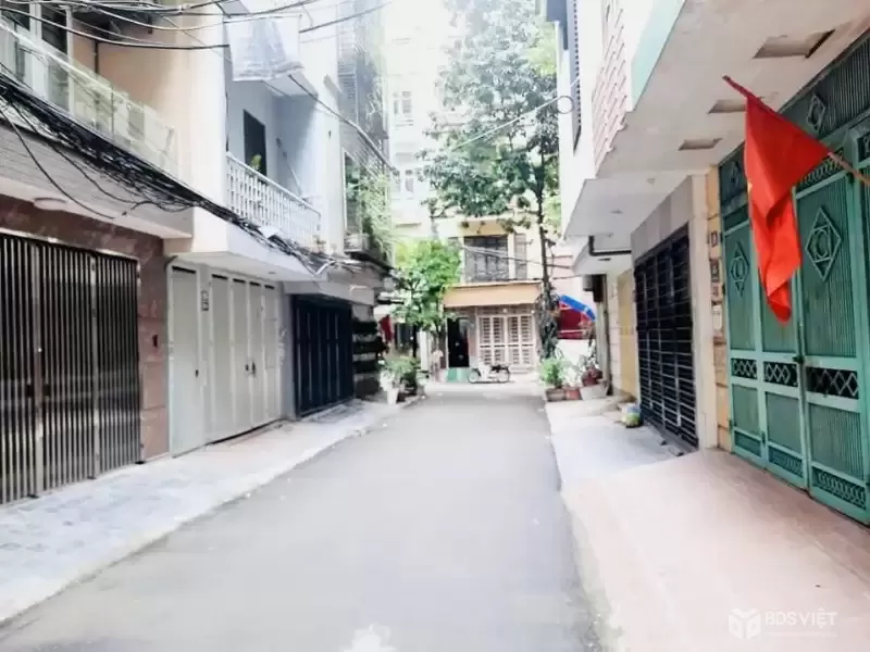 HOÀNG CẦU ĐỐNG ĐA – PHÂN LÔ – Ô TÔ TRÁNH – KINH DOANH ĐA DẠNG