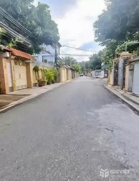Bán biệt thự phường Nguyễn An Ninh, tp.Vũng Tàu:
- Diện tích: 130m