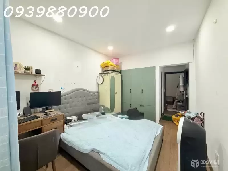 Nhà 3 tầng hẻm nhựa Nguyễn Văn Đậu.