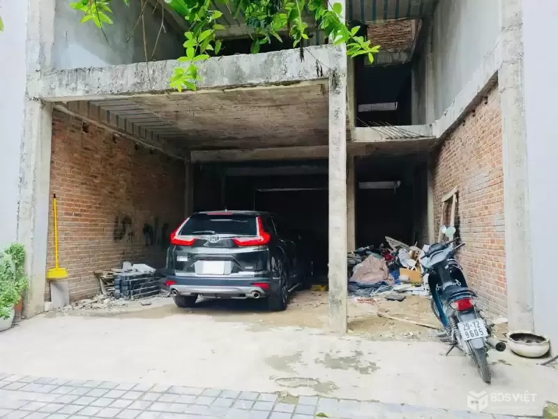 Bán căn liền kề 100m2 phân lô - Ô tô tránh - MT 6.6m - Xây thô 4 tầng - Phố Lê Văn Lương
