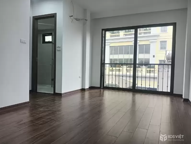 Ô tô đỗ cửa S64m mt 5m giá14 tỷ Vũ QuỳnhNamTừLiêm