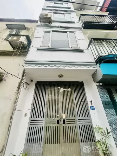 Cho thuê nhà ngõ Thúy Lĩnh, Lĩnh Nam, Hoàng Mai. 75m2, 2 ngủ, Bắc, giá tốt. LH: 0989993208