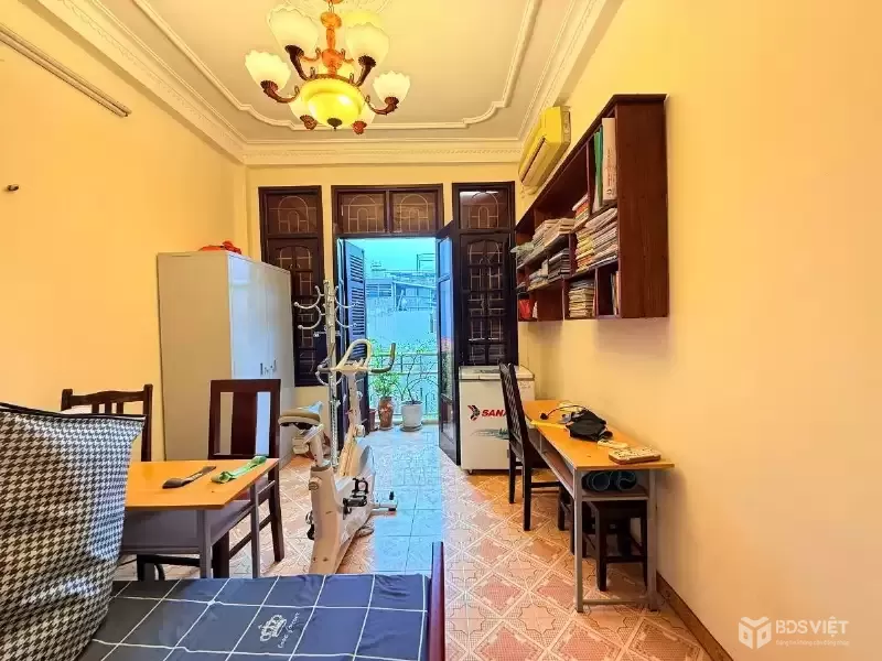 Nhà phố Nguyễn Ngọc Nại - oto vào nhà - ngõ thông kinh doanh cực tốt - 42m2 CHỈ 15,18 tỷ