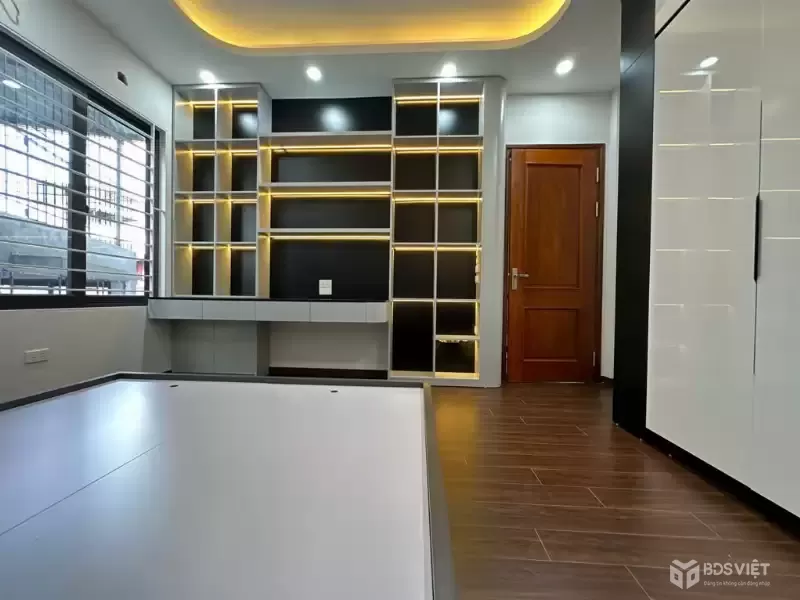 Nhà Đền Lừ_ Tân Mai-DT 54m2x6T thang máy mới -full nội thất- ô tô kinh doanh 