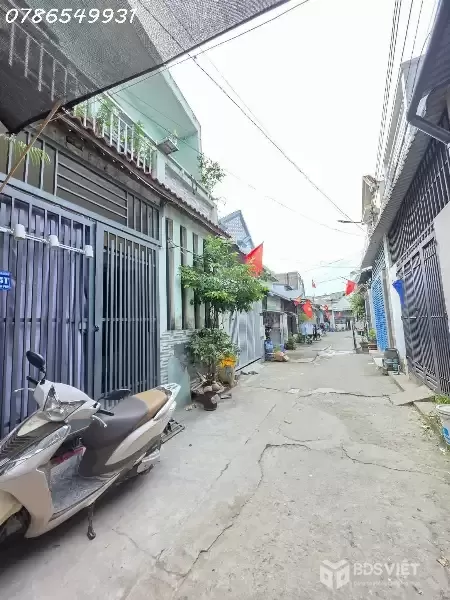 Bán nhà 75m2 ngay Cao Đẳng Công Thương  Đỗ Xuân Hợp Phường Phước Long B, Q9,  nhỉnh 5 tỷ. Pb322