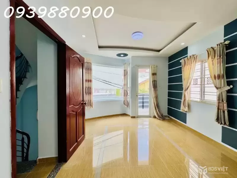 Oto đỗ cửa 40m ra Phan Đăng Lưu - 7,8Tỷ TL.
