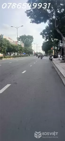 BÁN NHÀ  110M2 NGANG 5M  NGAY ĐẠI HỌC GAO THÔNG VẬN TẢI . Nhỉnh 5 TỶ  PB203