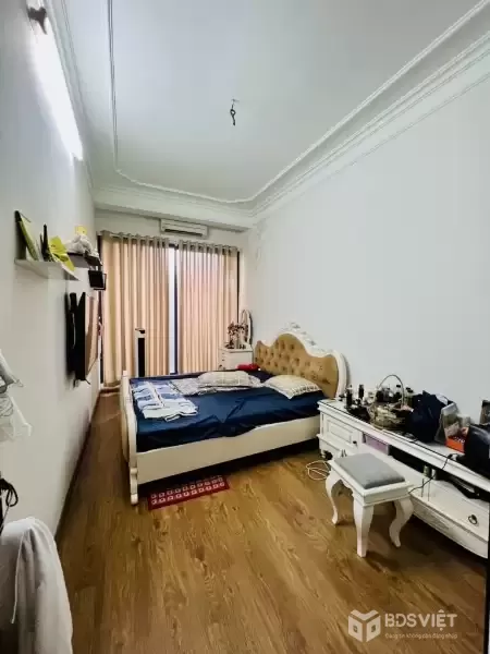 HỒ TÂY 40M NGÕ Ô TÔ VF3 ĐỖ CỬA 10M RA PHỐ 50M RA HỒ GIÁ 8 TỶ 9