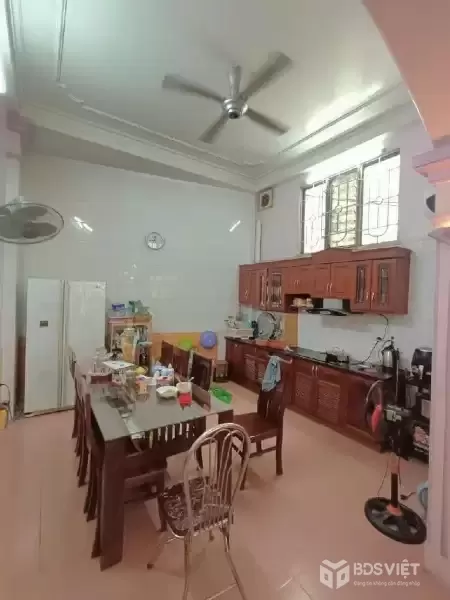 BÁN NHÀ NGÕ MỄ TRÌ THƯỢNG, NAM TỪ LIÊM: 55M2, 5 TẦNG, 4PN, SỔ ĐỎ, GIÁ HẤP DẪN 14 TỶ - GỌI NGAY 0937651883!