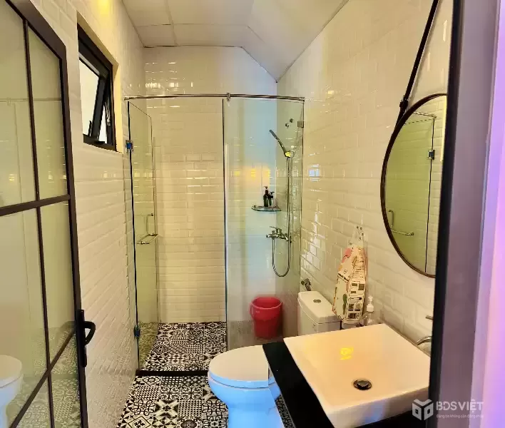 SANG NHƯỢNG VILLA TÂM HUYẾT NGUYỄN ĐÌNH CHIỂU, ĐÀ LẠT - 5PN, SÂN VƯỜN BBQ, HẺM Ô TÔ