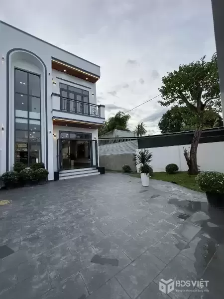 BIỆT THỰ 1 TRỆT 1 LẦU TRUNG TÂM THỊ TRẤN DIÊN KHÁNH, KHÁNH HÒA