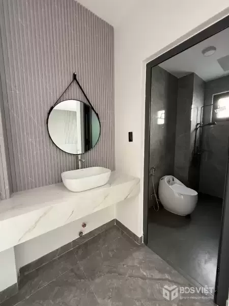 BIỆT THỰ 1 TRỆT 1 LẦU TRUNG TÂM THỊ TRẤN DIÊN KHÁNH, KHÁNH HÒA