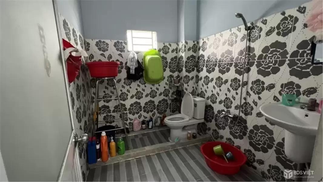 Mặt Tiền CN 110m2 Ngang 5.5m  - Đường Trịnh Đình Trọng - Tân Phú